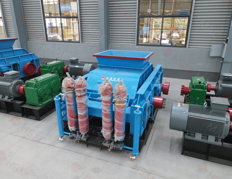 埋弧焊焊剂对辊破碎机